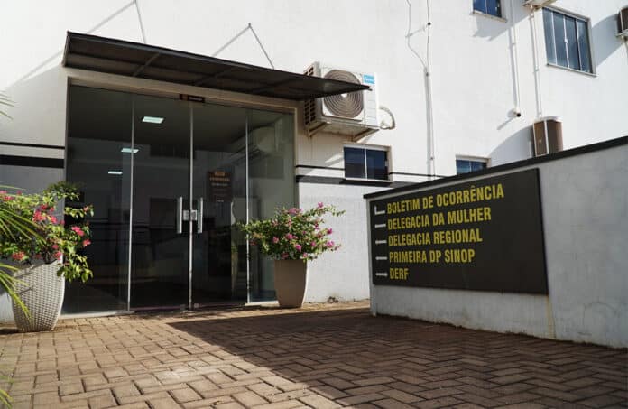 Ladrão invade residência e furta espingarda, pistola e fuzil em Sinop
