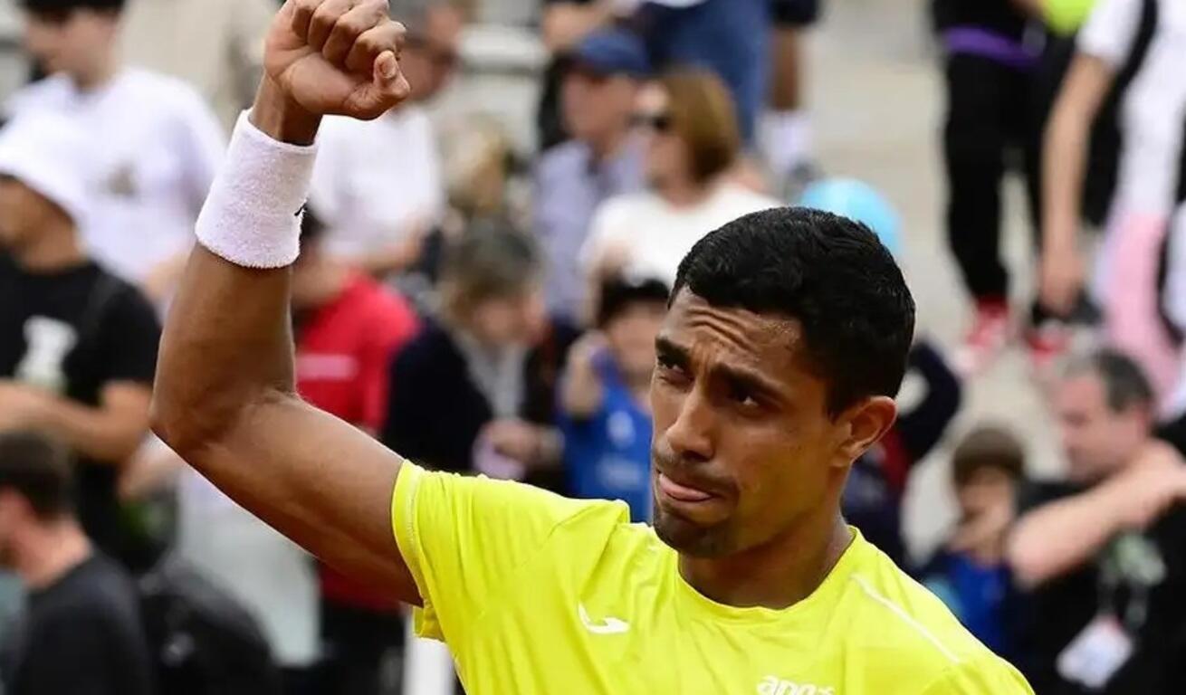 Tenista Thiago Monteiro tem vaga confirmada na Olimpíada de Paris
