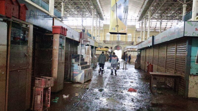 Três a cada dez estabelecimentos atingidos pelas enchentes no RS não normalizaram vendas