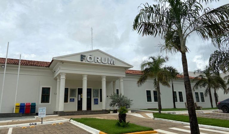 Justiça manda a júri popular acusado de matar vizinho e atirar em mulher por causa de som alto em Sorriso