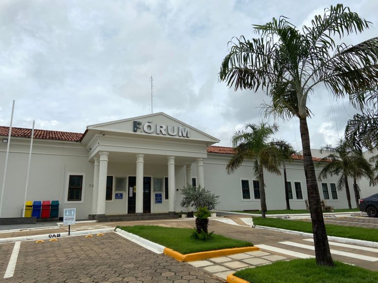 Justiça manda a júri popular acusado de matar vizinho e atirar em mulher por causa de som alto em Sorriso