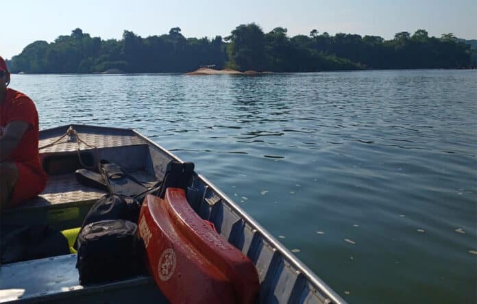 Bombeiros fazem buscas por criança que desapareceu em rio no Nortão