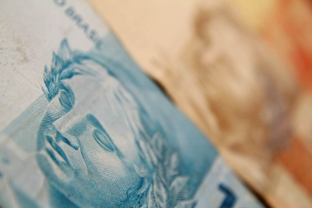 Arrecadação federal avança 11% em um ano e alcança R$ 208,8 bilhões em junho, diz Receita