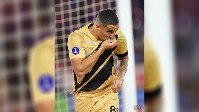 Fernandinho perde pênalti, mas Furacão busca o empate contra o Cerro Porteño