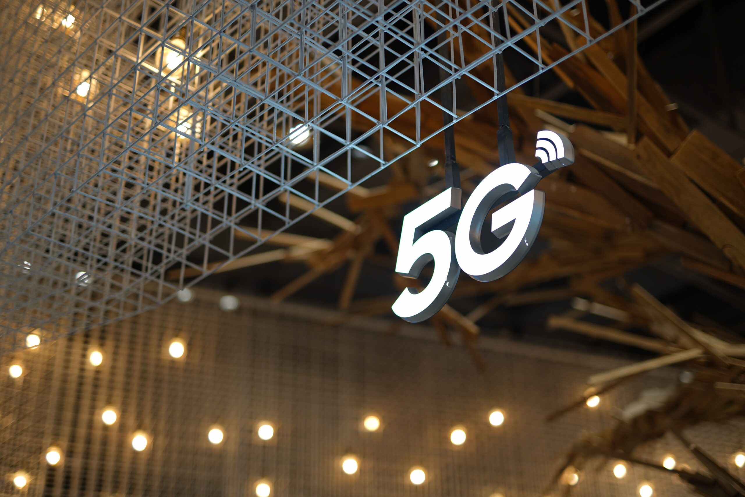 Governo multa Oi, Vivo e Tim em R$ 4,7 milhões por publicidade enganosa sobre 5G