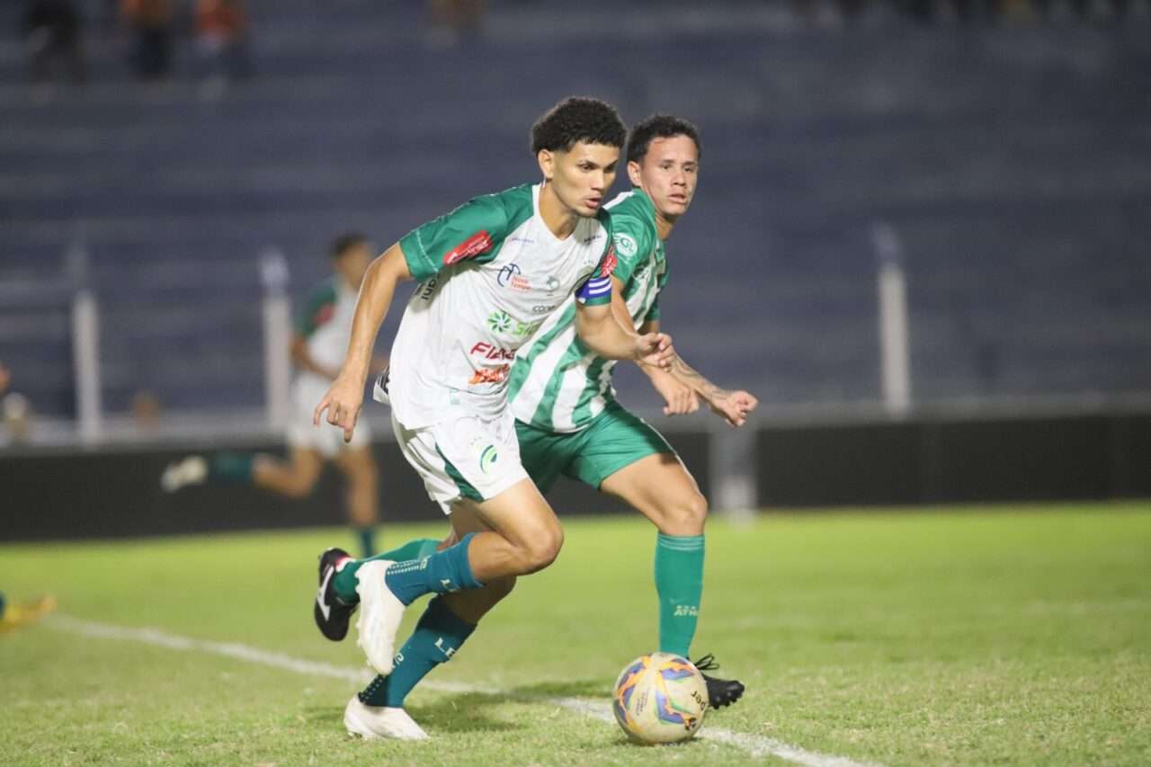 LEC vence e garante classificação no Sub 20