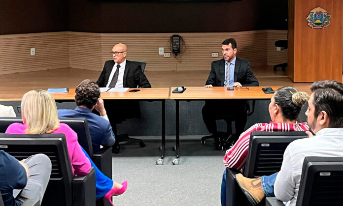 Juiz e promotor esclarecem regras para pré-candidatos e que eleição ‘seja à altura da grandiosidade de Sinop