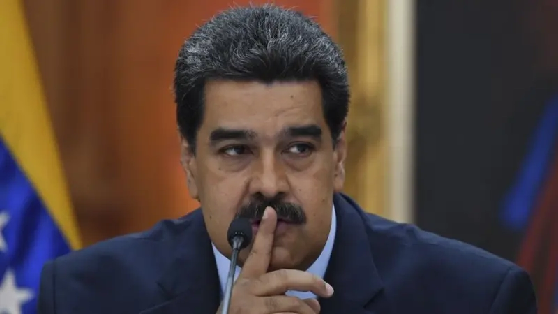 Pesquisas de boca de urna ligadas à oposição indicam derrota de Maduro na Venezuela