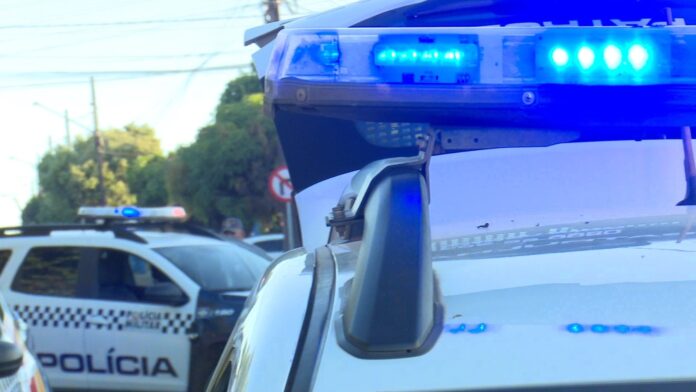 Jovem preso após ser flagrado pela PM empinando em frente a escola no Nortão