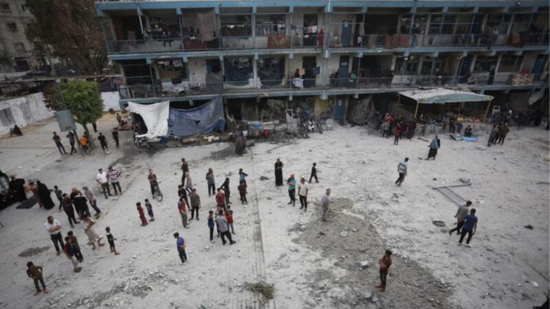 Ataque de Israel atinge escola e 30 morrem na Faixa de Gaza