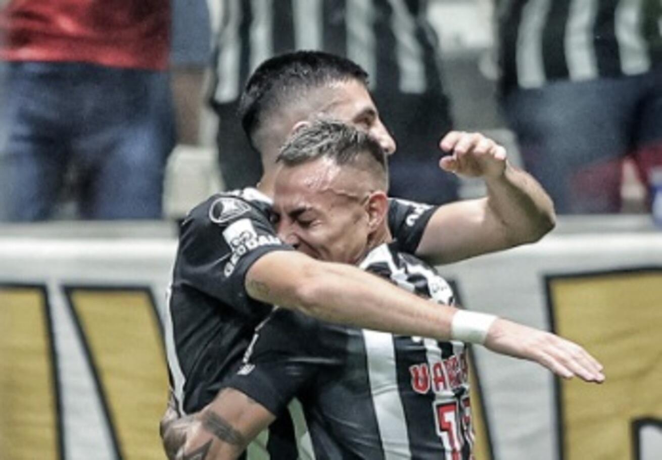 Atlético-MG sofre, mas vence San Lorenzo e avança às quartas da Libertadores