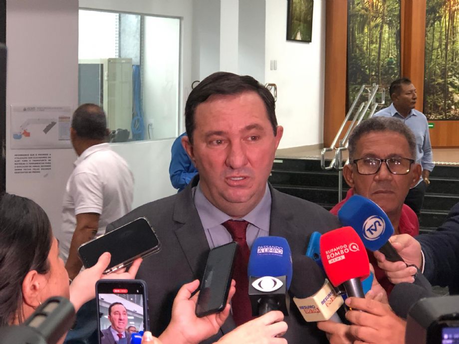 Barranco elogia Lúdio e classifica participação de Kennedy em debate como “trágica”