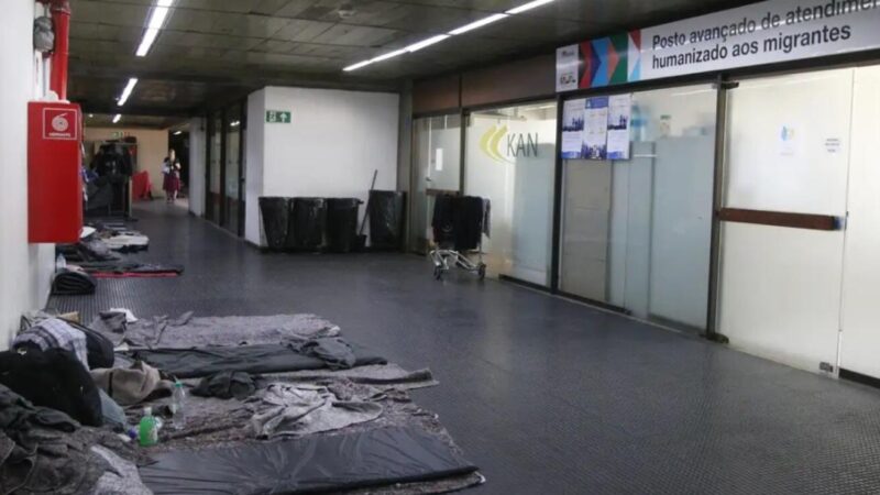 Com nova norma, cai chegada de imigrantes ao Aeroporto de Guarulhos