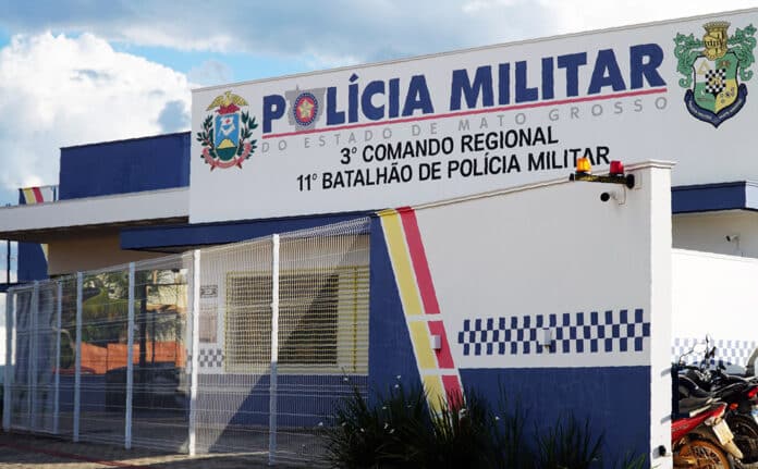 Mulher é internada após ser agredida a capacetadas pelo ex-companheiro em Sinop