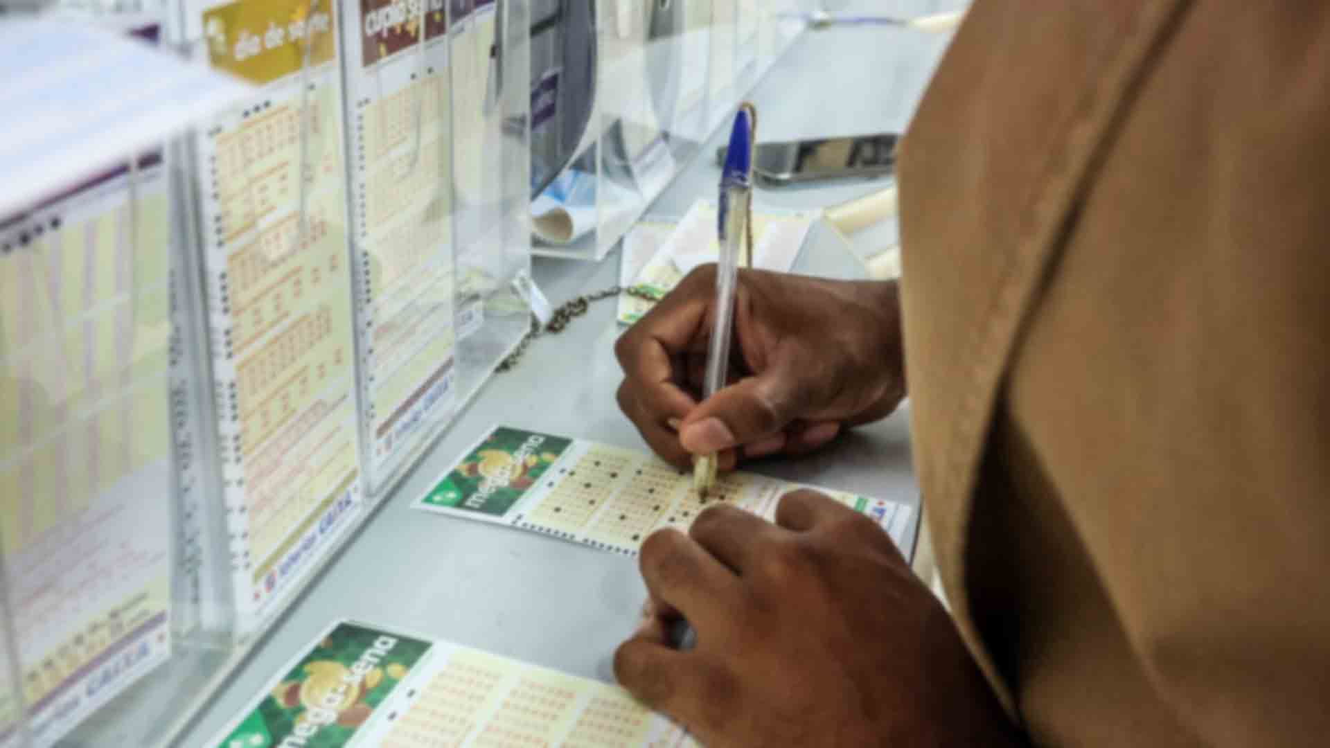 Mega-Sena não tem ganhadores e prêmio acumula em R$ 55 milhões