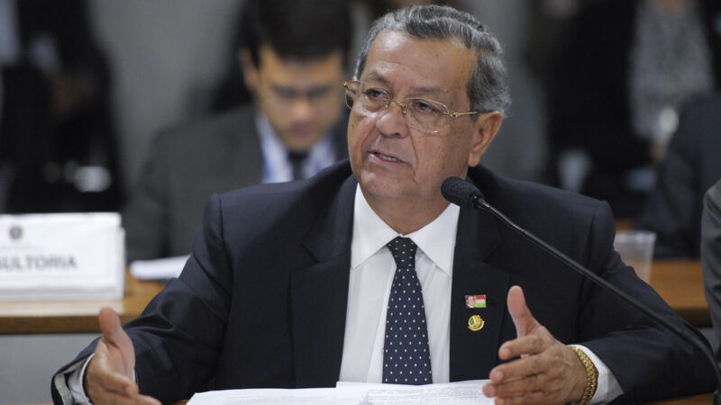 “Nunca disputou eleição e quer dar peruada”, afirma senador após empresário ‘excluí-lo’ da eleição de 2026