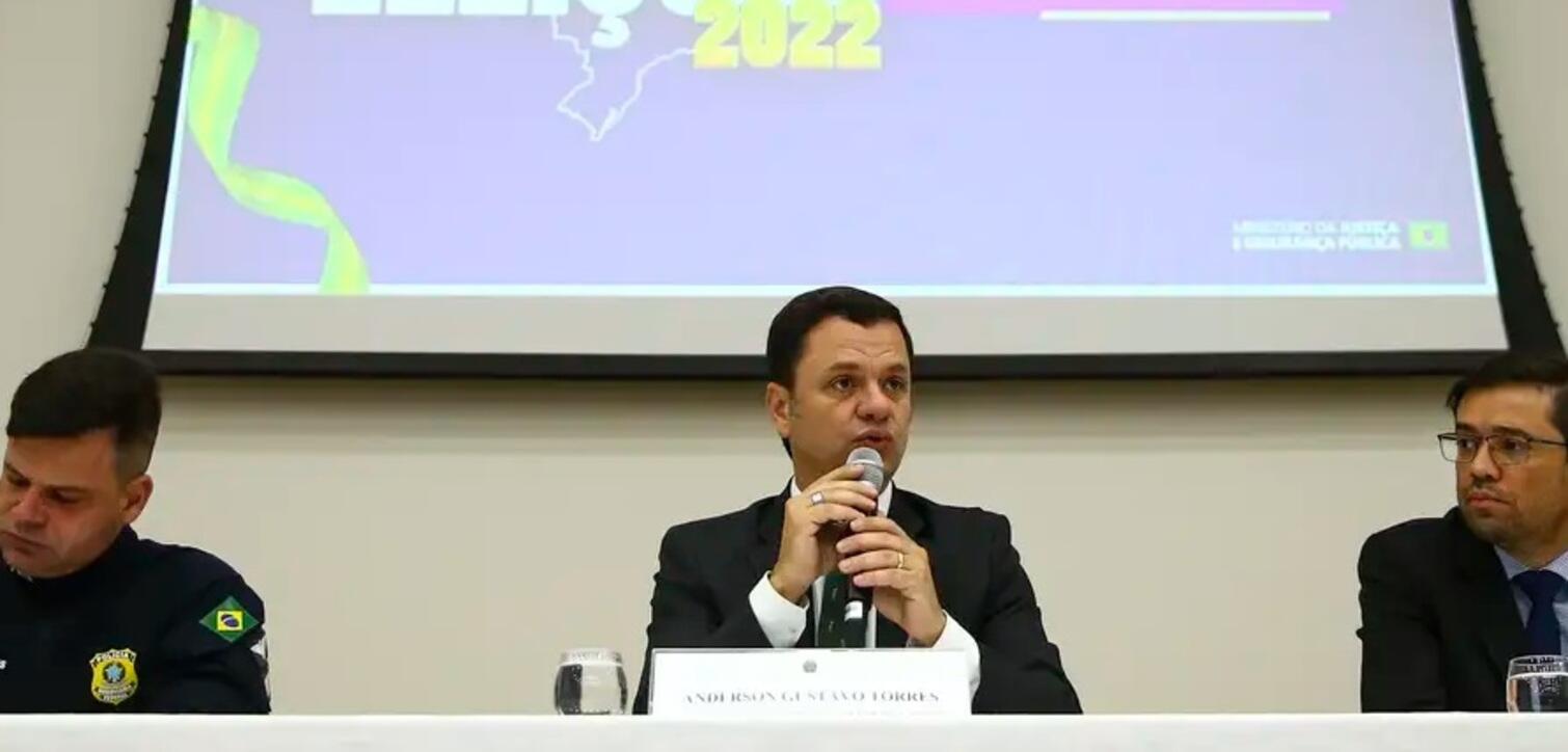 PF indicia Torres e Vasques por uso ilegal da PRF nas eleições de 2022
