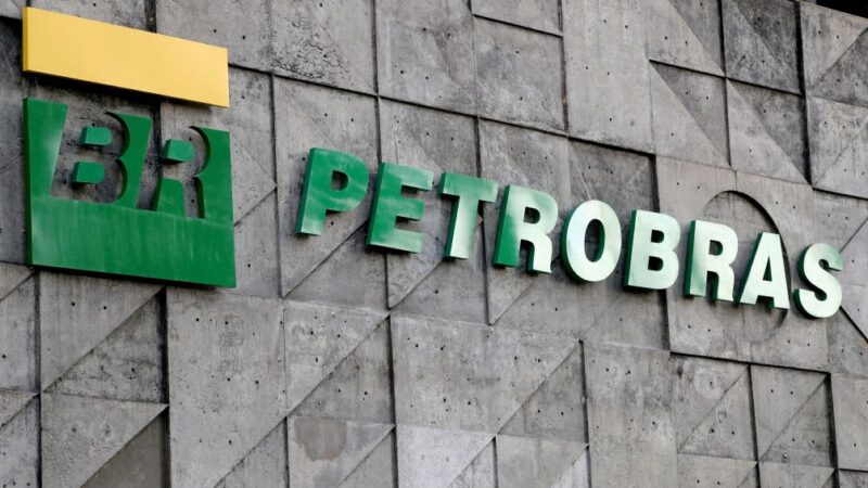 Petrobras aumenta preço do querosene de avião em 7,1%; reajuste passa a valer nesta quinta