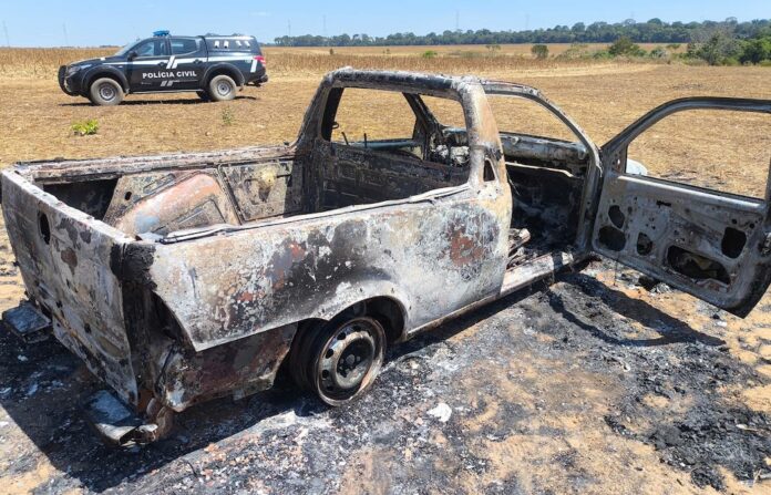 Corpo carbonizado é localizado em veículo em Sinop