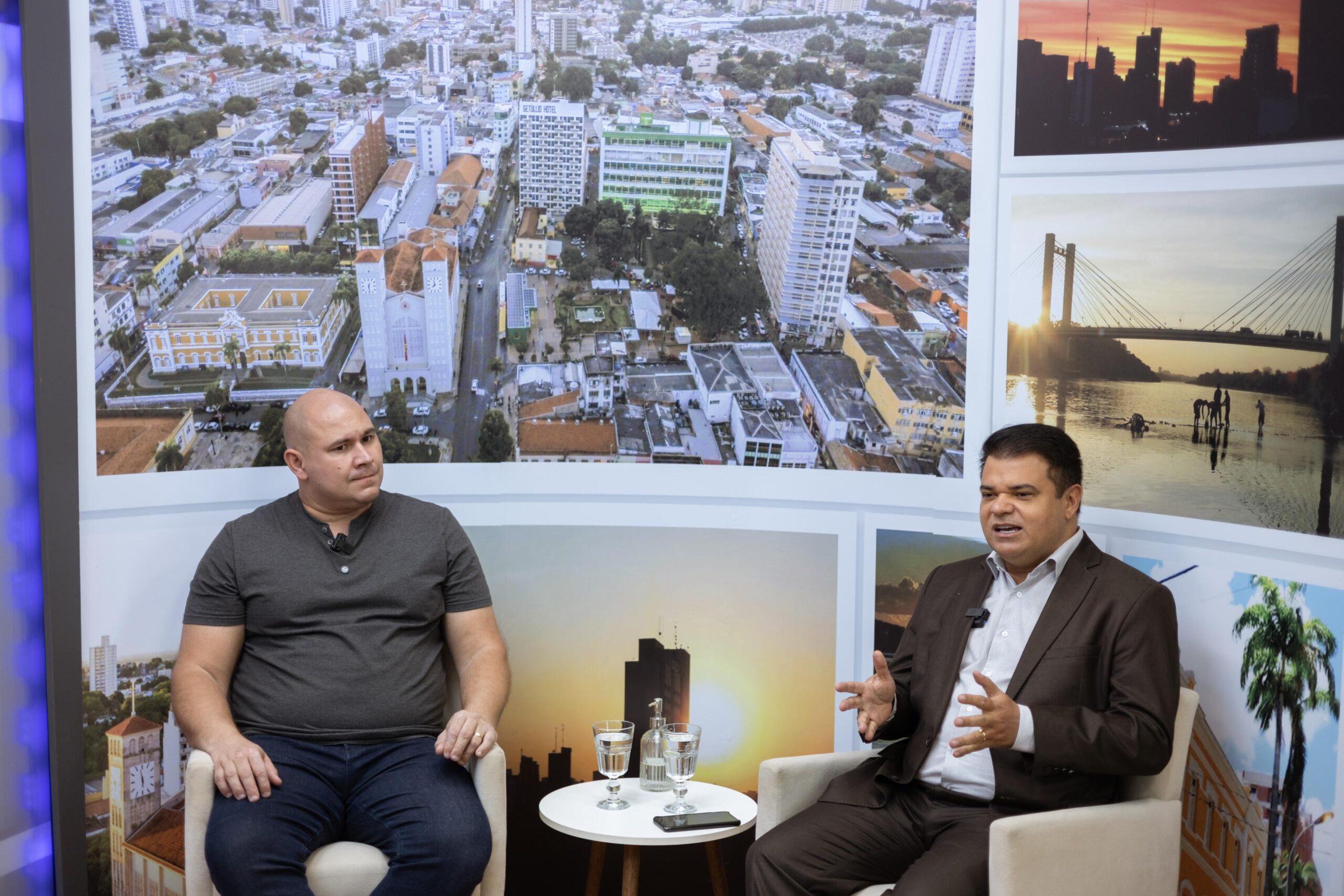 Abílio ironiza e diz que adversários competem sobre quem foi mais alvo de operações