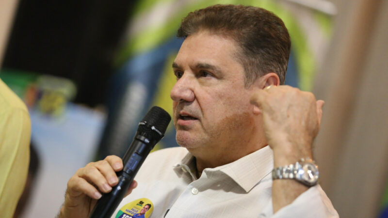 Kennedy cita perdas de R$ 400 milhões e defende ações efetivas para recuperar caixa da Prefeitura