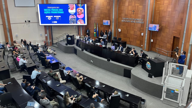 Governo de MT apresenta cumprimento de metas de bens e serviços entregues no primeiro semestre 2024