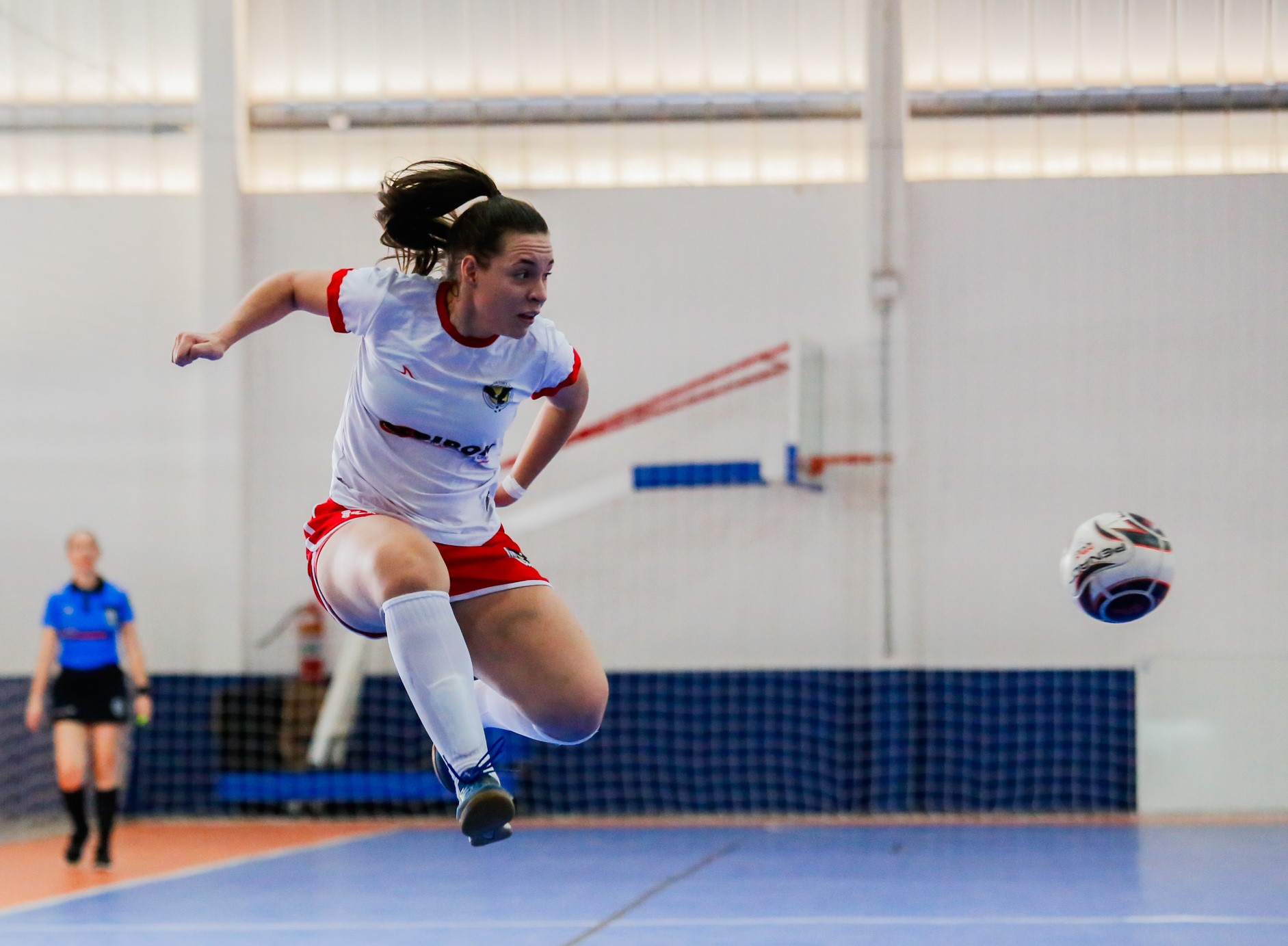 Seleções de futsal e handebol disputam títulos de campeãs estaduais dos Jogos Abertos Mato-grossenses