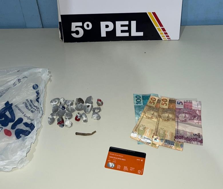 PM prende mulher e apreende adolescente com 21 porções de drogas em Nova Bandeirantes