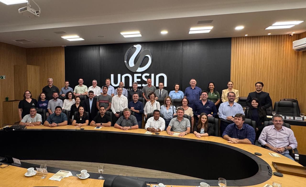 Integração entre Vereadores e as Entidades da UNESIN: Um Café da Manhã Produtivo