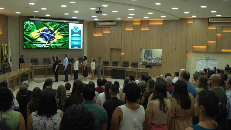 Diretores das escolas municipais são empossados para o ano letivo de 2025