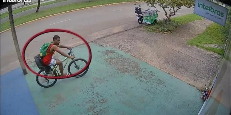 Ladrão deixa bicicleta e leva moto de comerciante em Nova Mutum