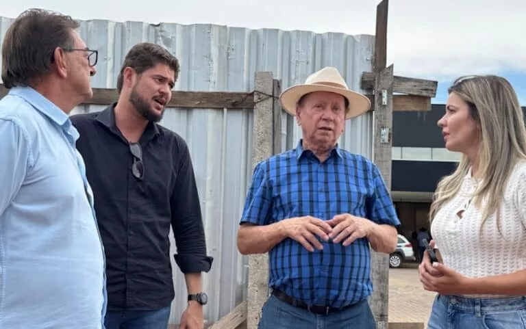Prefeito Roberto Dorner Apresenta Projeto do Mercado Municipal a Dep Federal Flávia Rodrigues