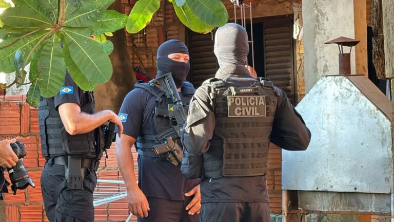 Operação da Polícia Civil mira integrantes do crime organizado em Mato Grosso