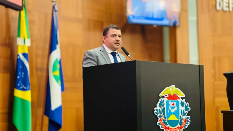 Projeto de autoria de Adenilson Rocha que garante sala para acolher vítimas de violência em hospitais públicos é aprovado na AL