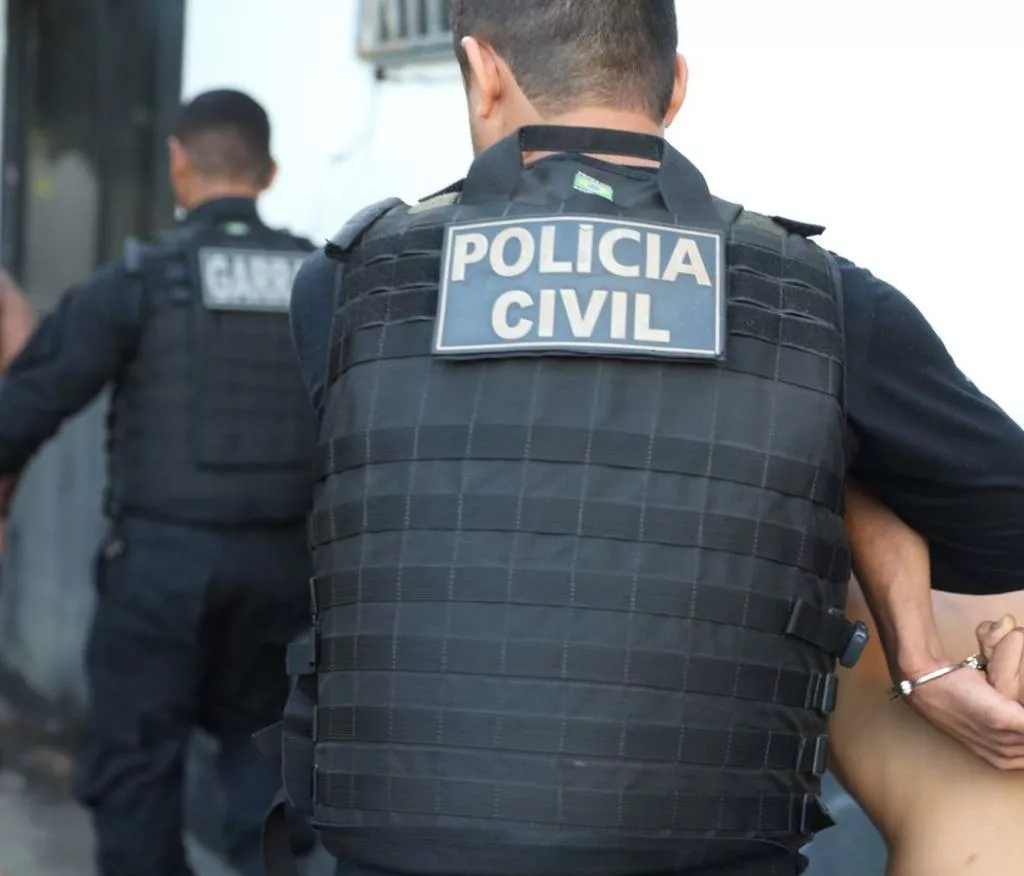 Polícia Civil cumpre mandados contra faccionados investigados por pichações em apologia ao crime