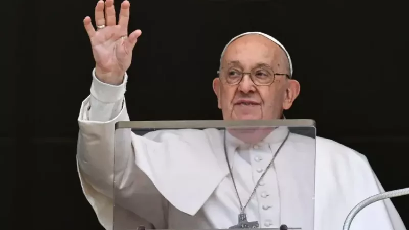 Papa Francisco morre, aos 88 anos, em Roma