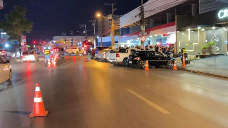 Operação Lei Seca termina com 13 condutores presos por embriaguez no Centro de Cuiabá