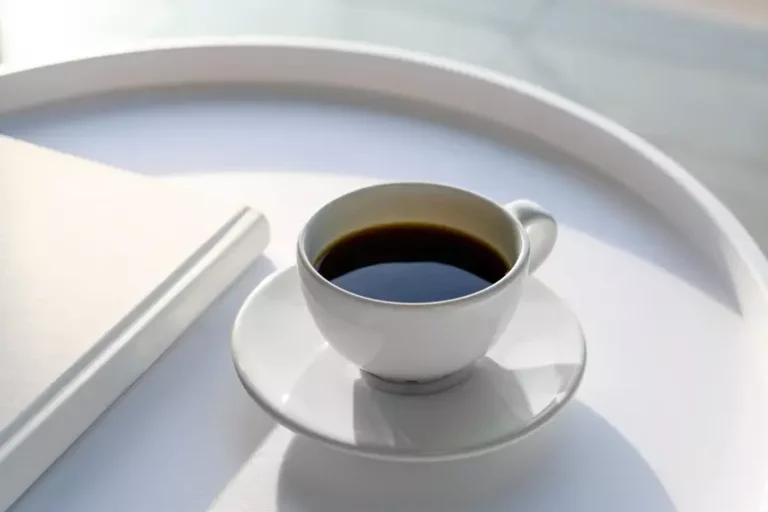 Homem foge após dar café com veneno para a esposa em MT