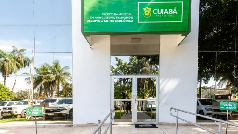 Sine tem 65 vagas para operador de caixa, repositor e outras 208 oportunidades