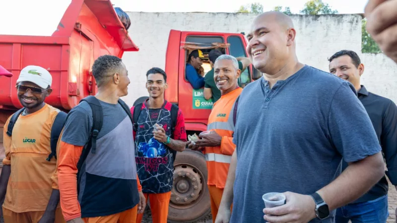 Prefeitura promove café da manhã para garis e reivindicações são ouvidas