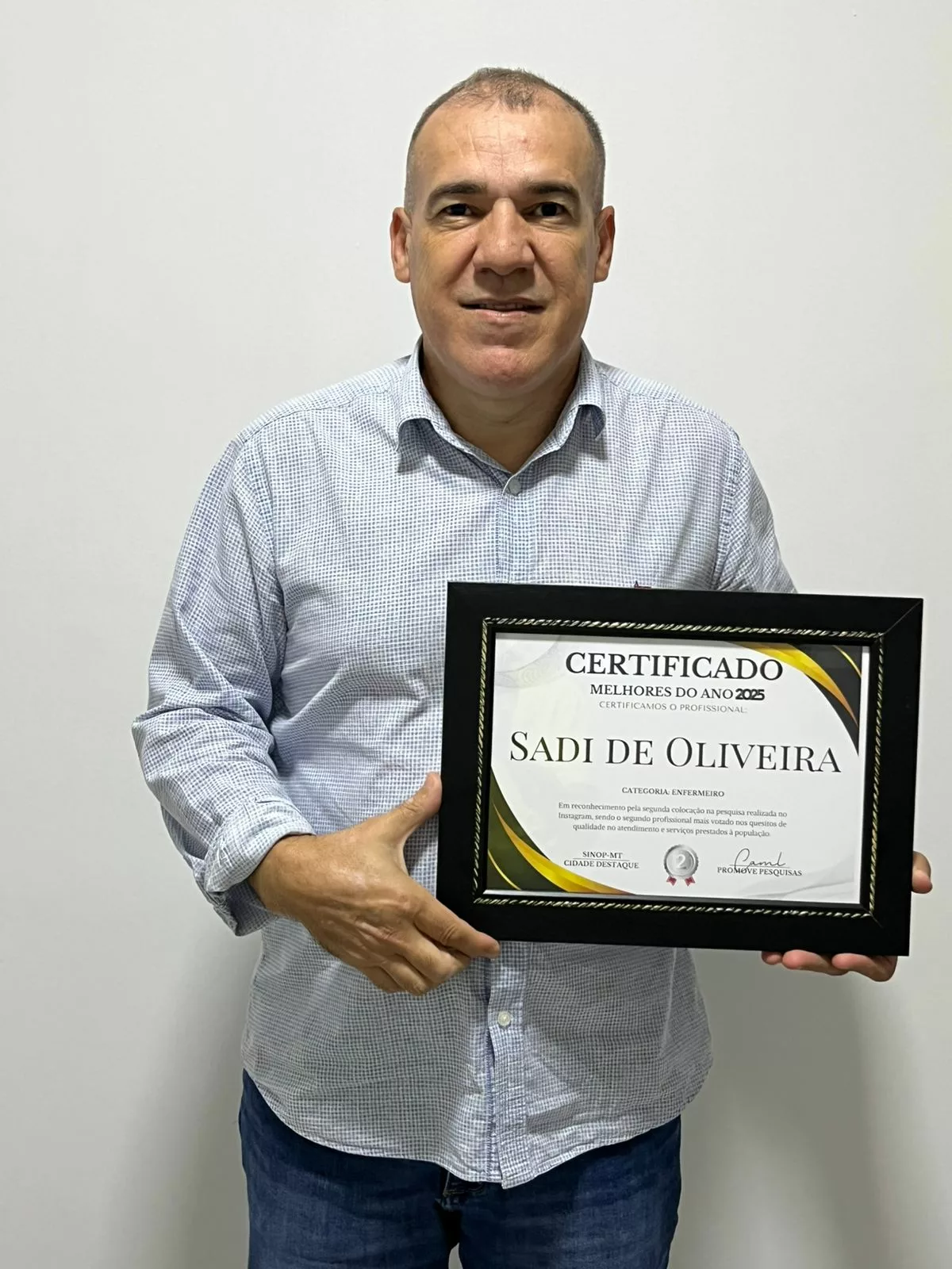 Enfermeiro Sadi Oliveira conquista o 2° Lugar no Prêmio Melhores do Ano 2025 na Categoria Enfermeiro
