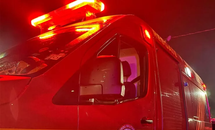 Sinop: mulher é hospitalizada após levar golpe de facão durante discussão