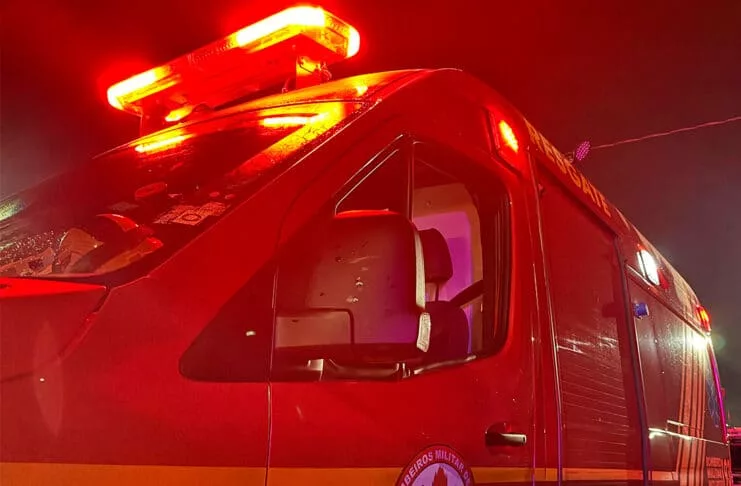 Sinop: mulher é hospitalizada após levar golpe de facão durante discussão