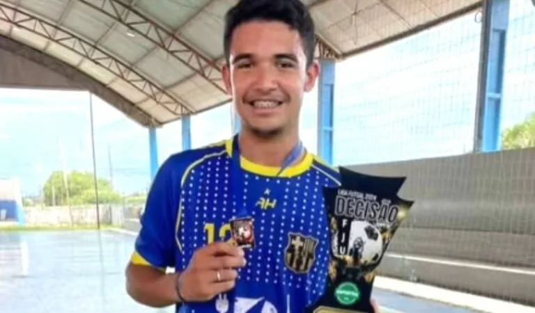 Barco vira e jovem morre afogado no Nortão