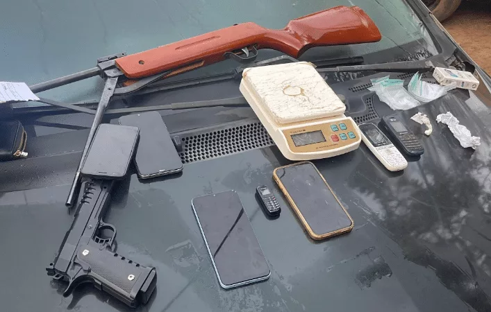 Polícia investiga esquema de agiotagem com juros abusivos e graves ameaças em MT; armas apreendidas