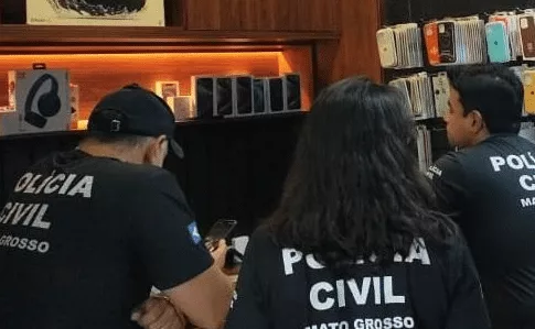 Polícia apreende 386 celulares com indícios de roubos e furtos em lojas de MT