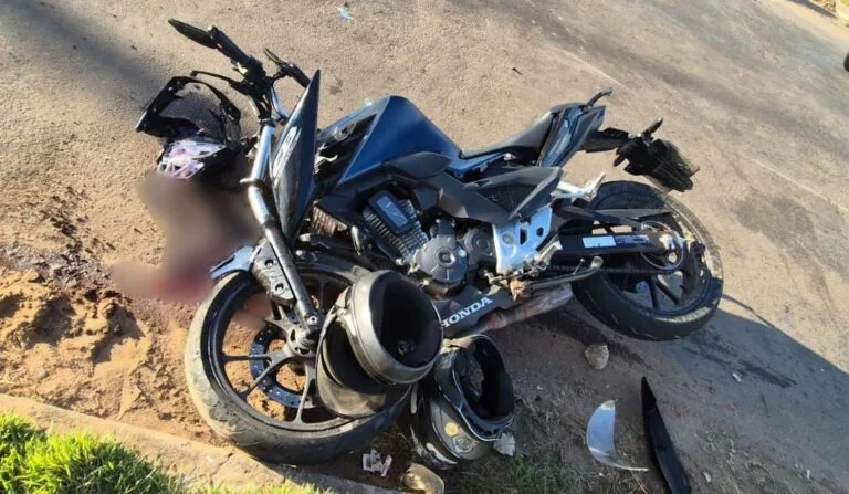 Sinop: quatro pessoas são socorridas após colisão entre motos