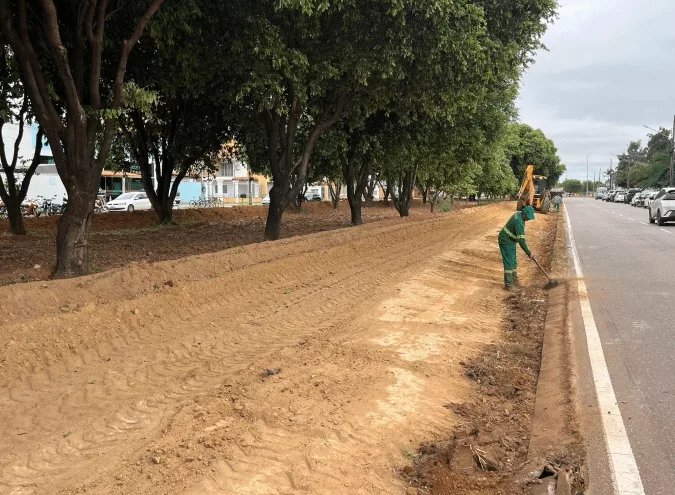 Sinop: começa construção de estacionamento na avenida dos Tarumã