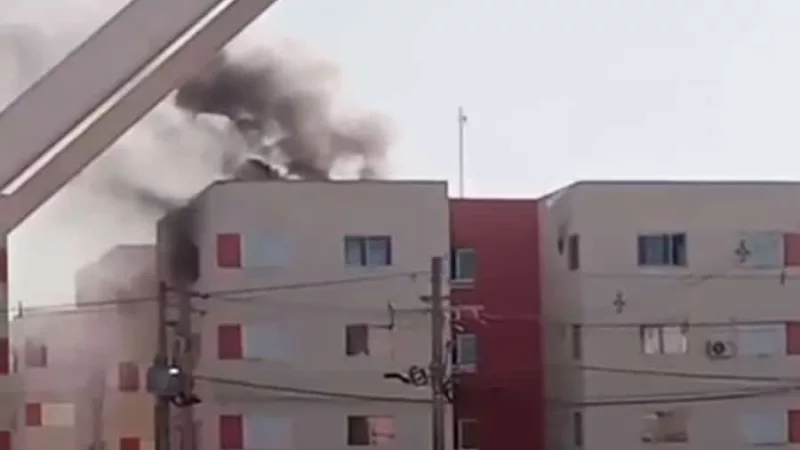 Sinop: bombeiros combatem incêndio em apartamento; mulher socorrida