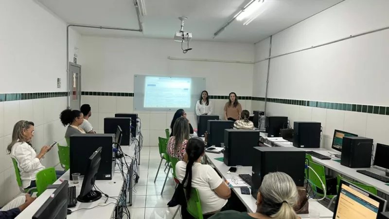 Saúde Bucal qualifica servidores para informatização do sistema odontológico